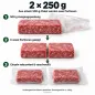Preview: Portionierung 2 × 250 g: gesägt, einzeln vakuumiert und verschweißt – KI-Illustration